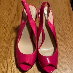 Guess HOT pink patent leather platform peep toe!